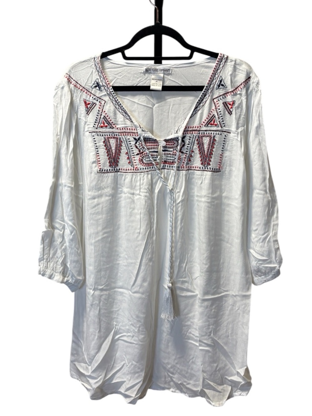 Cute Options White Embroidered V-Neck Tunic with Red & Navy Accents
